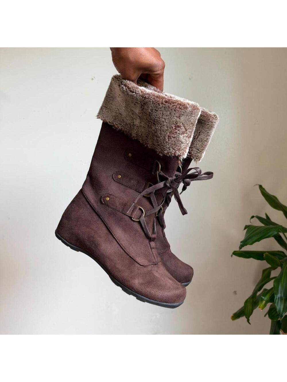 Y2K Wanted Brown Suede Faux Fur Trim Lace Up Mid Calf Winter Boots US 8.5